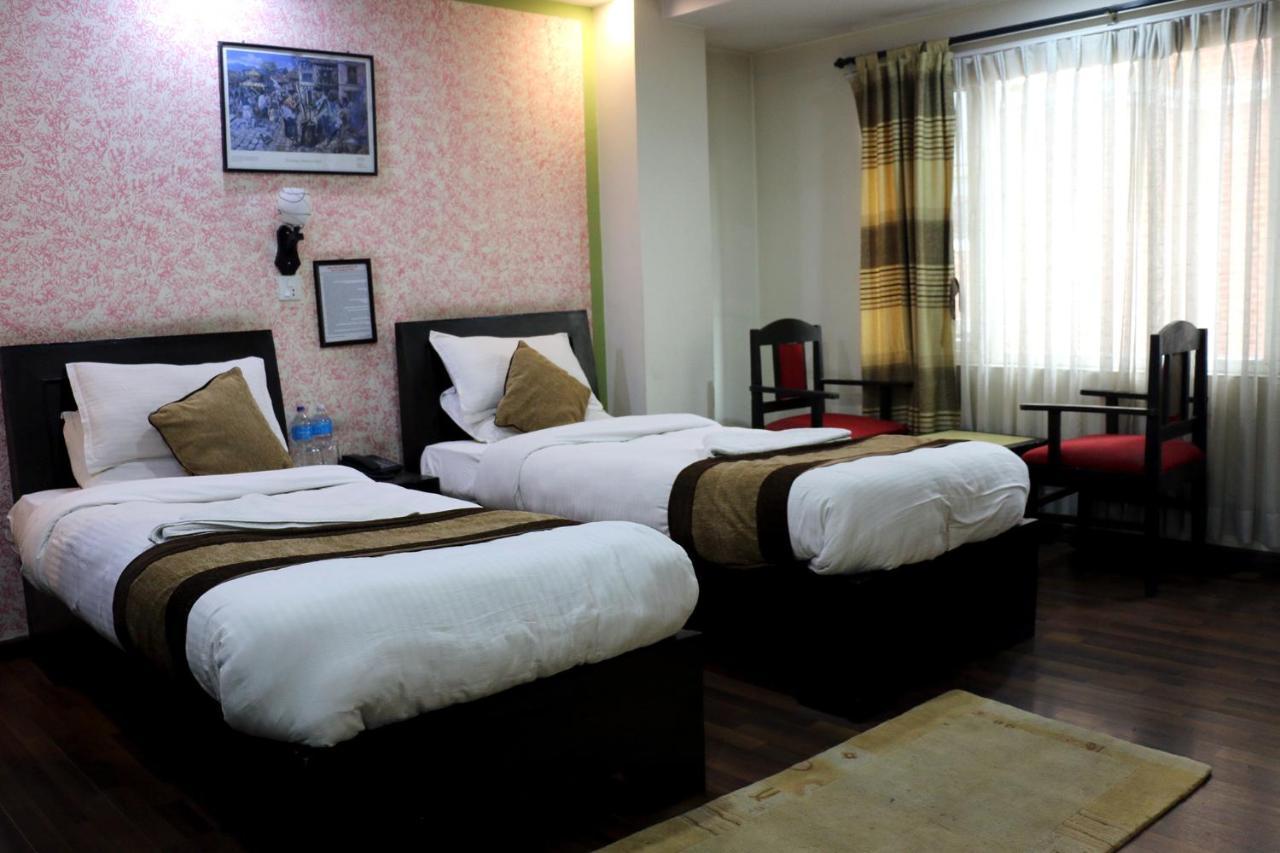 Alpine Hotel & Apartment Katmandu Zewnętrze zdjęcie