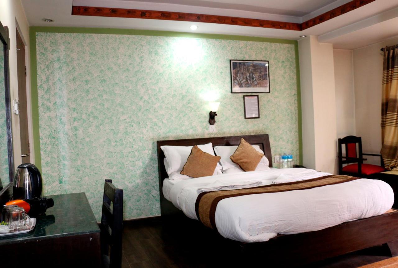 Alpine Hotel & Apartment Katmandu Zewnętrze zdjęcie