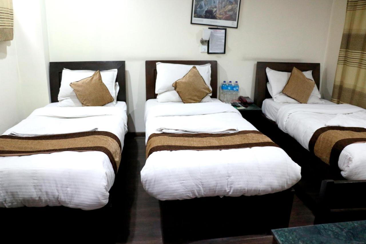Alpine Hotel & Apartment Katmandu Zewnętrze zdjęcie
