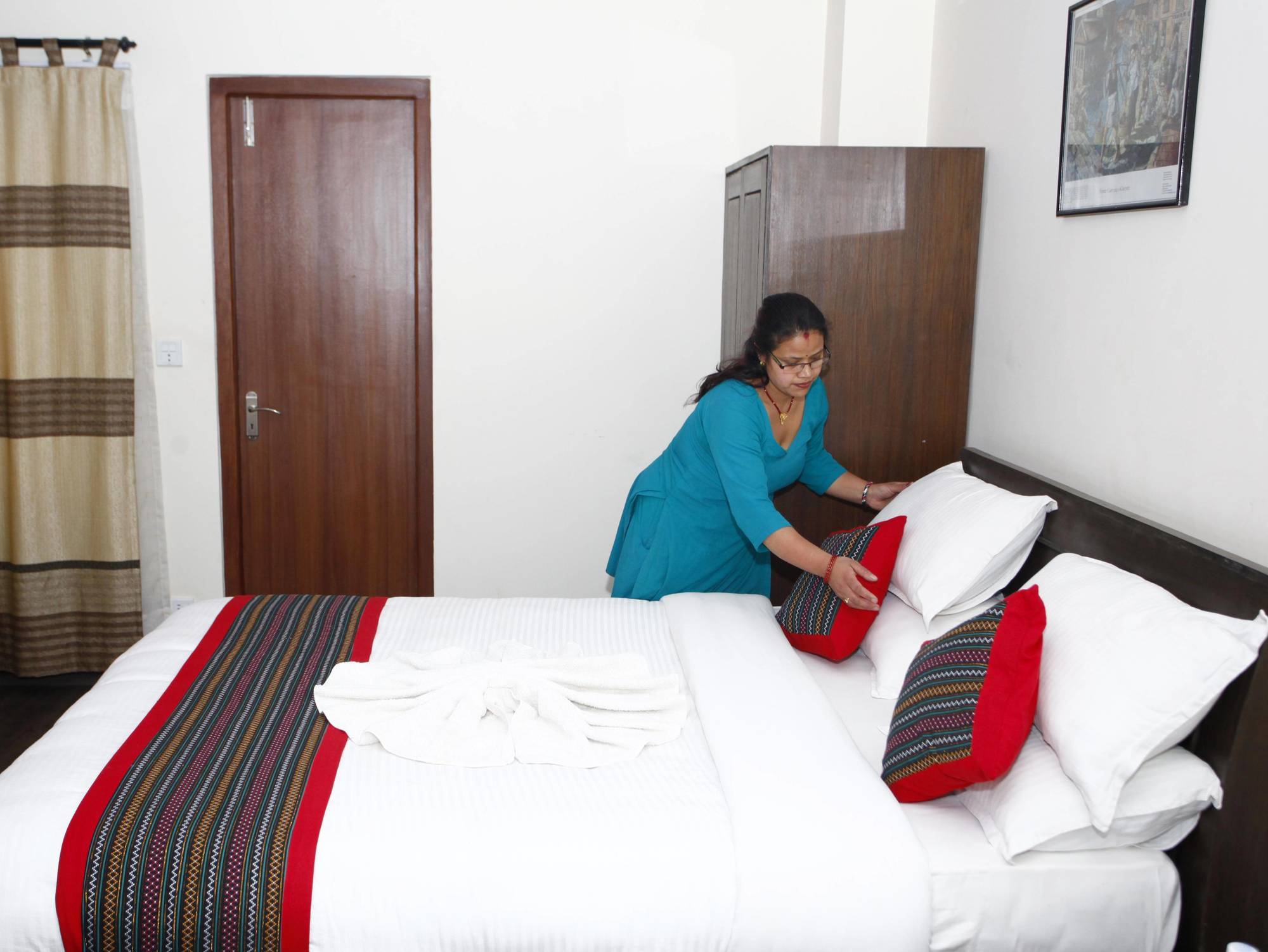 Alpine Hotel & Apartment Katmandu Zewnętrze zdjęcie